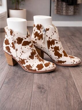 Cowhide Print Ankle Boots - Cream & Brown
